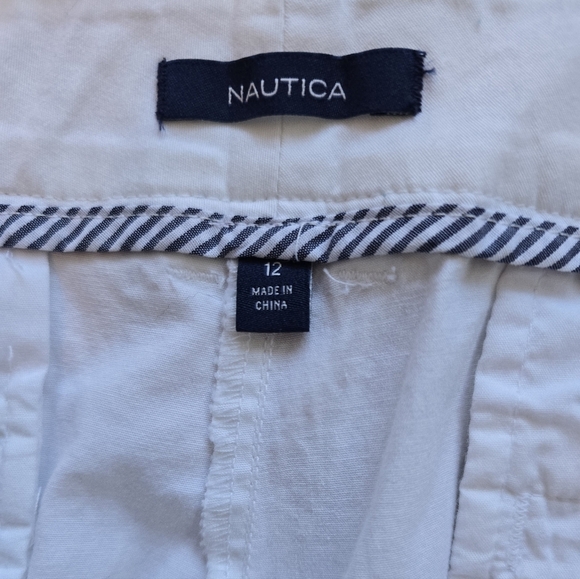 NWOT White Nautica Women's Comfort Tailored Stretch Cotton Solid Short | Size 12 - Picture 5 of 6